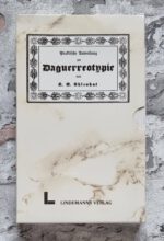 Uhlenhut, L. E. Praktische Anweisung zur Daguerreotypie. [UND] Das Geheimnis der Daguerrotypie, oder die Kunst : Lichtbilder durch die Camera obscura zu erzeugen. – Bild 2
