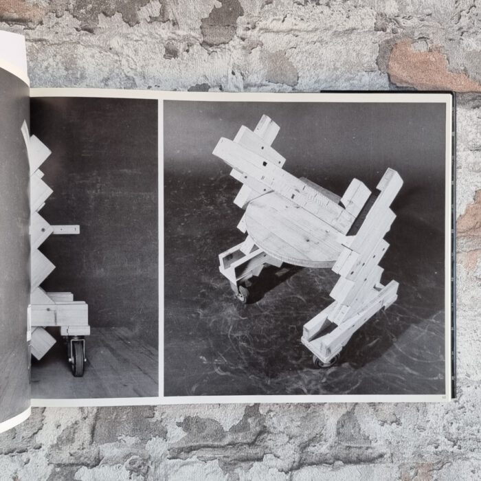 Martinelli, Giancarlo (Hrsg.). Cesare Leonardi. Solidi, Solids. 1983/1993. – Bild 6