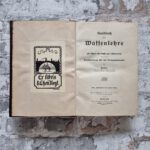 Berlin, Hugo. Handbuch der Waffenlehre.