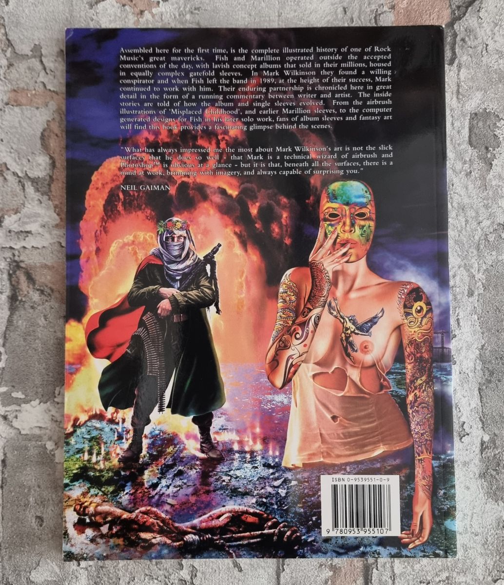 35887-006-graphic-world-mark-wilkinson-fish-marillion-cover-behind Wilkinson, Mark; Fish & Marillion. Masque. The Graphic World of Mark Wilkinson, Fish and Marillion. – Bild 6